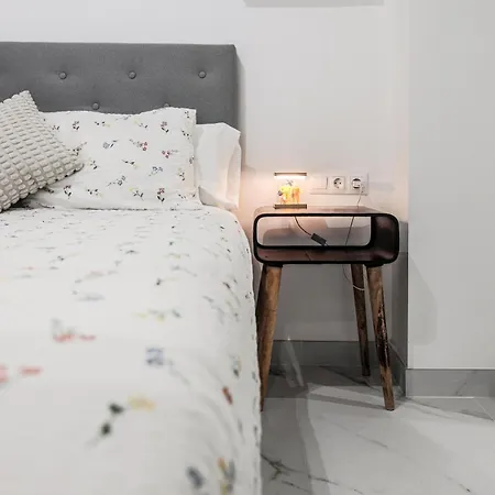 Design In Nervion, Bajo A1 Apartament Sewilla
