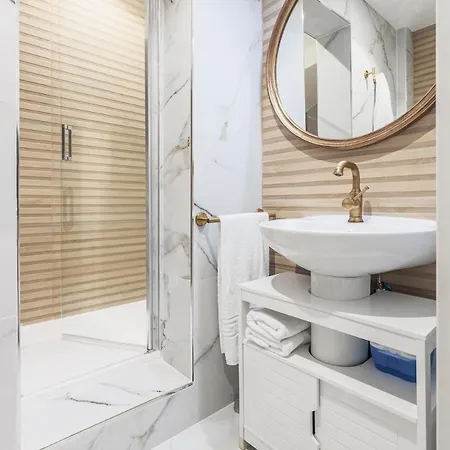 Apartament Design In Nervion, Bajo A1 *